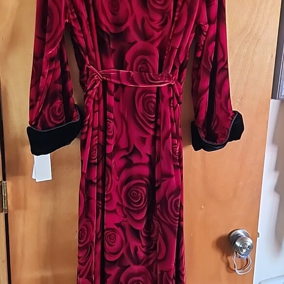 NWT Natori Classics Velvet Robe - Picture 3 of 5